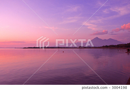 Lake Inawashiro and Mt. Bandai (Shida-hama) Lake Inawashiro and Mt. Bandai (Shida-hama) 3004198