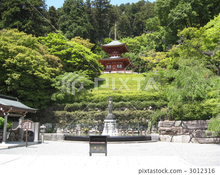 Katsuoji Kannon Bodhisattva and Takaoka 3012316