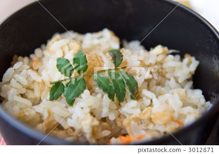 cooked rice cooked rice 3012871