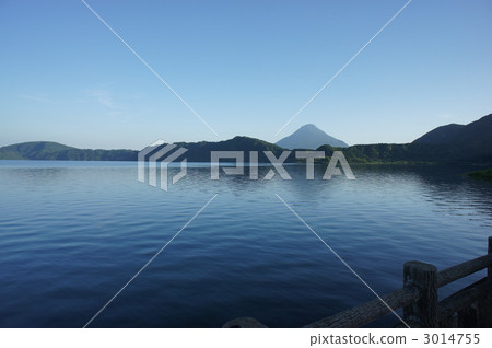 Lake Ikeda 3014755