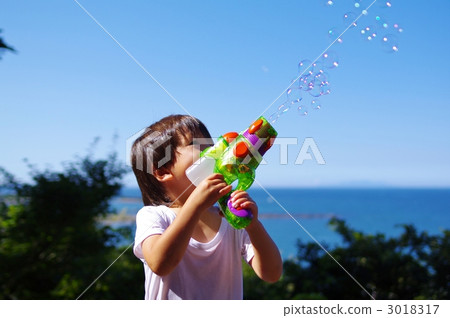 有泡泡的兒童(手槍形狀) 有泡泡的兒童(手槍形狀) 3018317