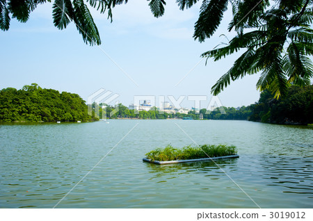 Vietnam Hoan Kiem Lake Vietnam Hoan Kiem Lake 3019012