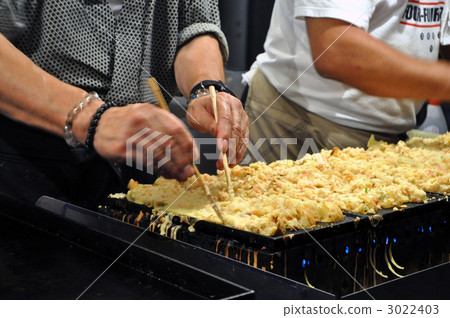 peddlers, stall keepers, takoyaki 3022403