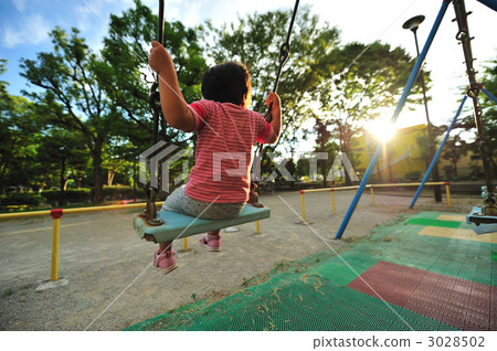 和平公園鞦韆3 3028502