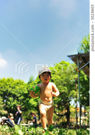 Barefoot Square 12 3028605