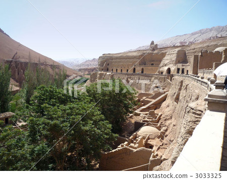 flaming mountains, turpan, the xinjiang-uygur autonomous region 3033325