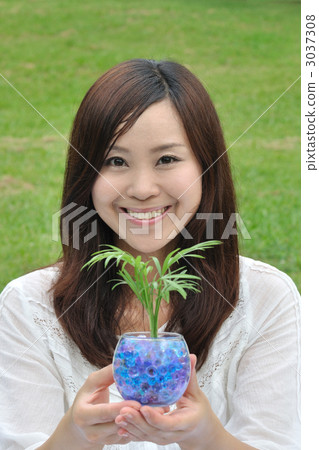 People (A) People (A) 3037308