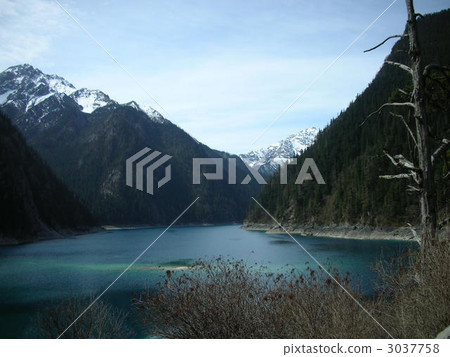lake, changhai, china 3037758