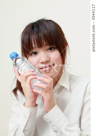 婦女補充水合作用 婦女補充水合作用 3044117