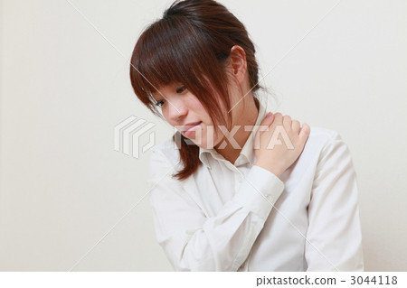 Shoulder stiffness (business woman) Shoulder stiffness (business woman) 3044118