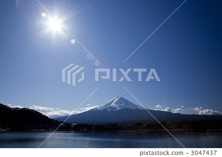 河口湖和富士山 3047437