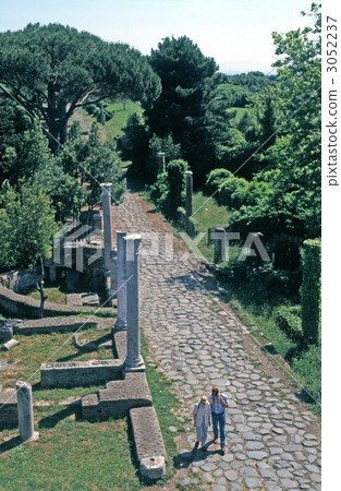 Ostia Antica一條古老的道路的痕跡 3052237
