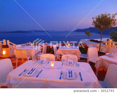 Open Terrace 3052745