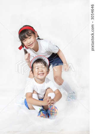 我的姐姐和我的兄弟在運動會上 我的姐姐和我的兄弟在運動會上 3054646