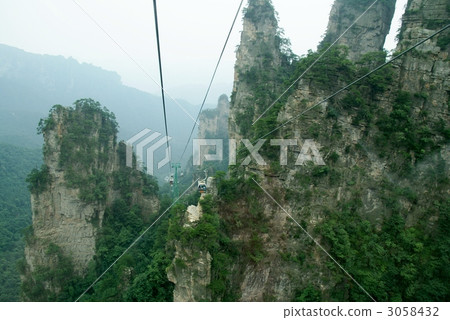 Zhangjiajie / Tianzhong Mountain Ropeway Zhangjiajie / Tianzhong Mountain Ropeway 3058432