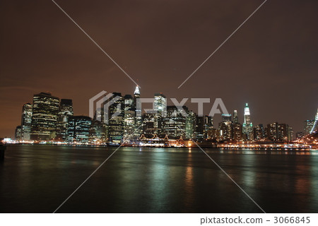 Night view of Manhattan 02 3066845