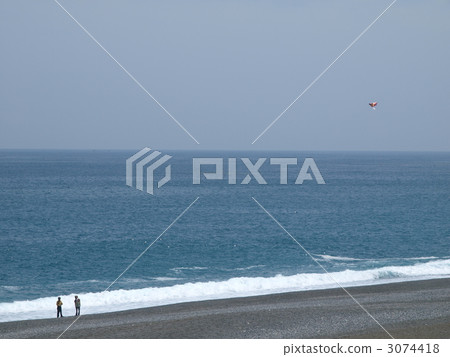 Kite on the coast 3074418