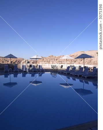 Flights to Petra Flights to Petra 3075398