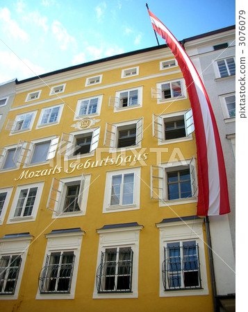Mozart's birthplace in Salzburg, Austria 3076079