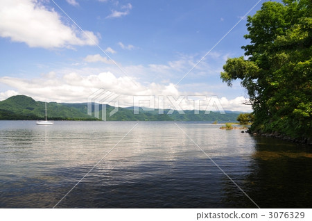 Boat floating in Lake Toya Boat floating in Lake Toya 3076329