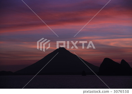 Kaidomiyake of dusk 3076538