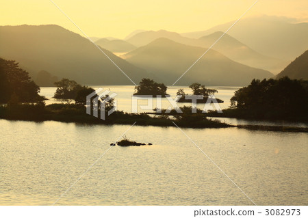 秋元湖萬代 3082973