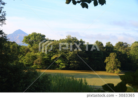 Renge swamp and Bandai mountain 3083365