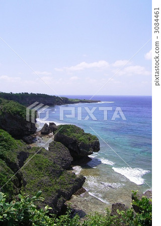 海和天空和海岸線（沖繩） 3084461