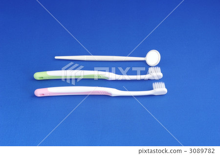 Dental caries prevention toothbrush 3089782