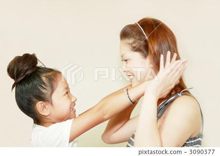 Parents and children touching and holding hands 3090377