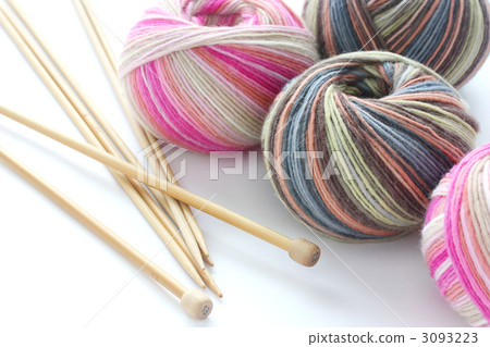 紗球和織針 3093223