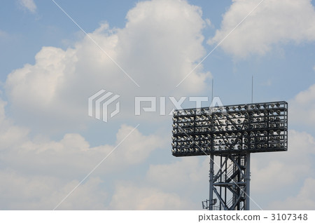 甲子園的燈塔和天空 甲子園的燈塔和天空 3107348