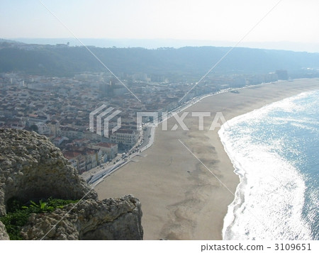 Portuguese fishing village Nazareth Atlantic Ocean 3109651