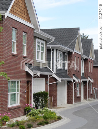 Fashionable new townhouses overseas 3127046