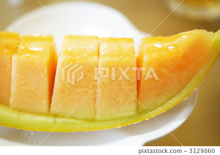 Cut melon 3129860