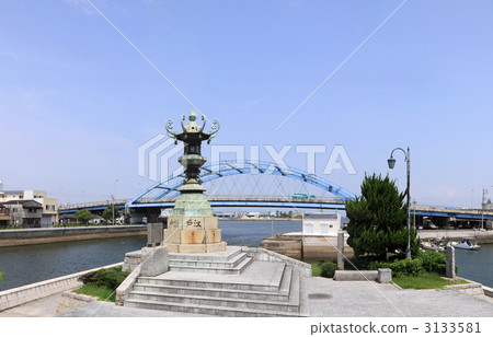 One of the Kimpura 5 highways, origin of Marugame highway "Dae assist lantern" built at Marugame Port One of the Kimpura 5 highways, origin of Marugame highway "Dae assist lantern" built at Marugame Port 3133581