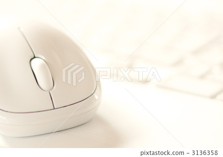 Personal computer and mouse 3136358