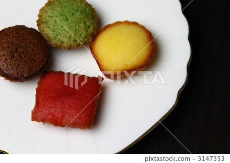 嬌小的蛋糕 3147353