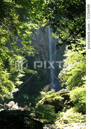 山頂的Tinbakiya瀑布 3156496