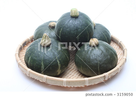 在一個竹平板爐的南瓜 在一個竹平板爐的南瓜 3159050