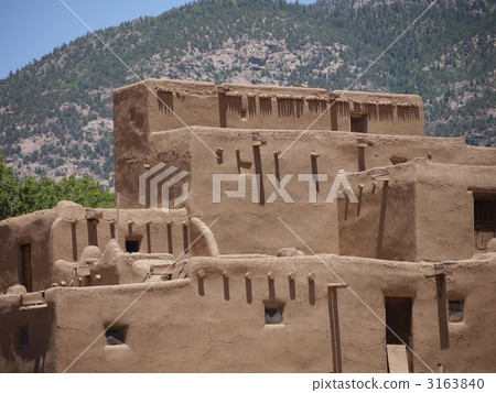 Taos Pueblo 3163840
