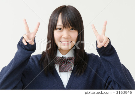 Girls wearing uniforms Girls wearing uniforms 3163946