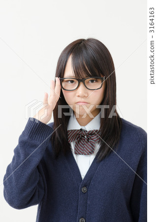 Girls wearing eyeglasses 3164163