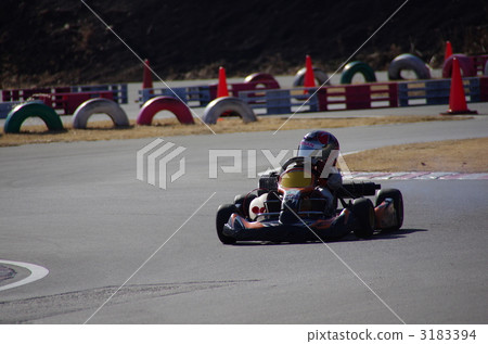 Go-kart race Go-kart race 3183394