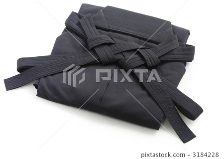 Hakama, Today's advancement 3184228