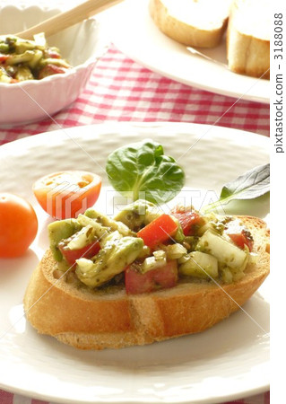 Pest-sawn bruschetta 3188088