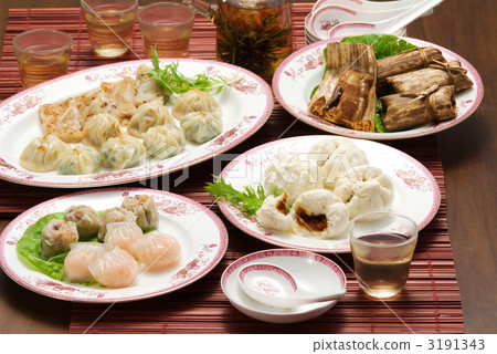 Assorted Chinese dumplings 3191343