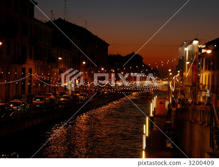 Romantic / Illuminated 3200409