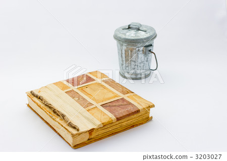 Retro album Retro album 3203027