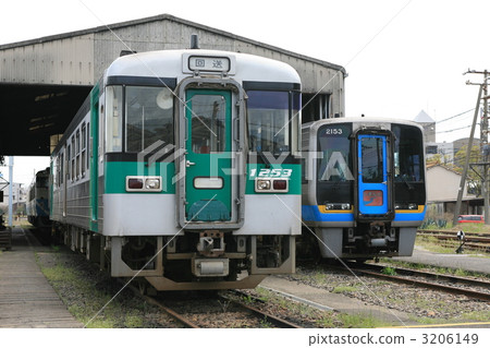 JR Shikoku Daiki 2000 Series Limited Express Shimon，2000系列通勤 3206149